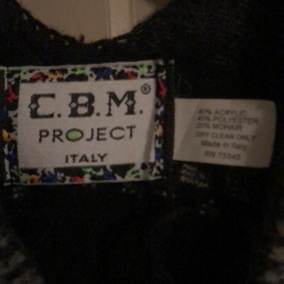 Poncho - Picture 2 of 2